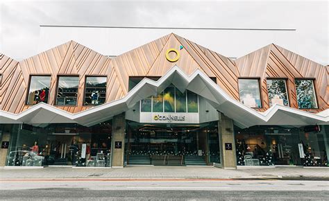 t galleria queenstown.